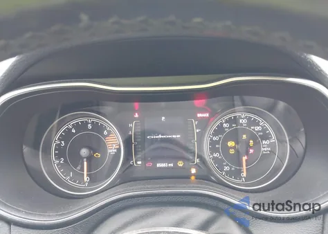 2020 Jeep Cherokee Latitude Plus 4X4 из США, поврежденный, VIN 1C4PJMLB7LD510391